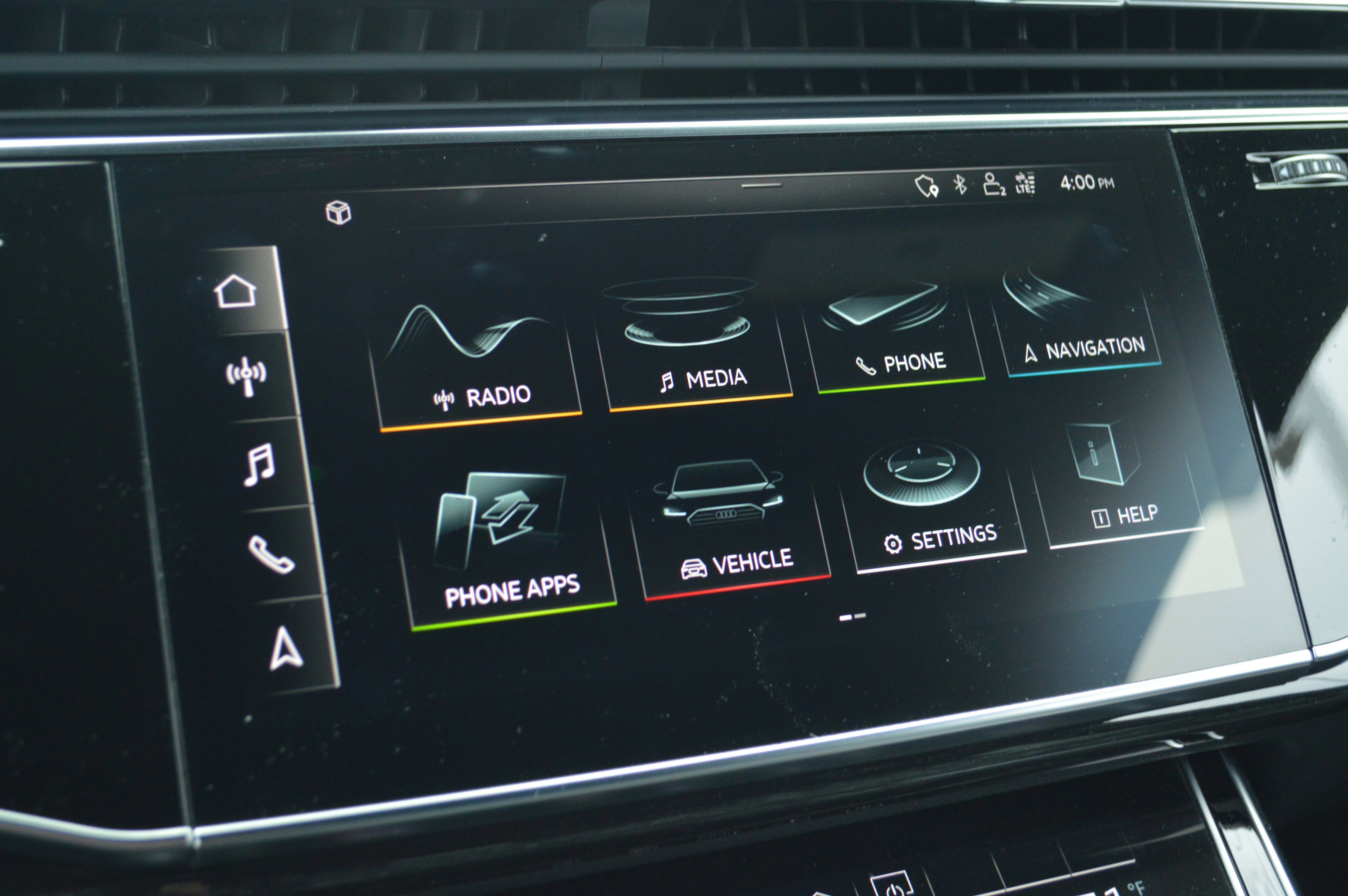 Used 2020 Audi Q8 Premium Plus image 18