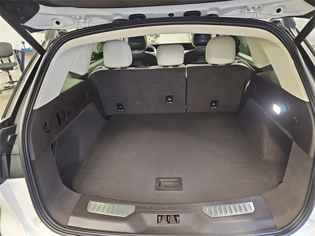 Used 2024 Lincoln Nautilus Black Label image 12