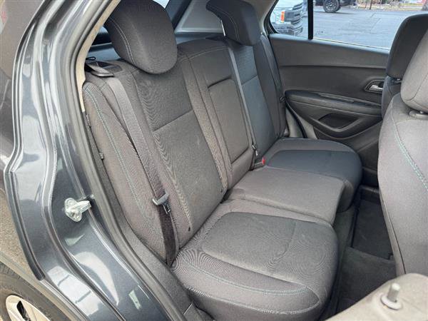 Used 2016 Chevrolet Trax LS FWD image 15
