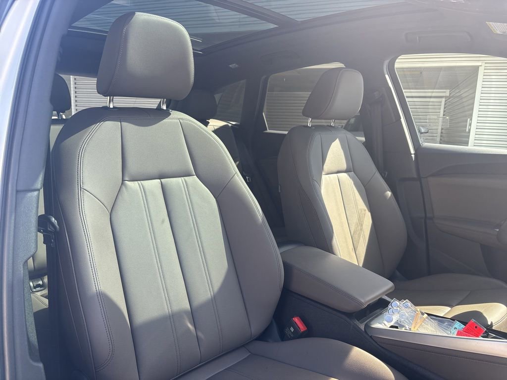 Certified 2025 Audi Q5 Premium Plus w/ Premium Plus image 16