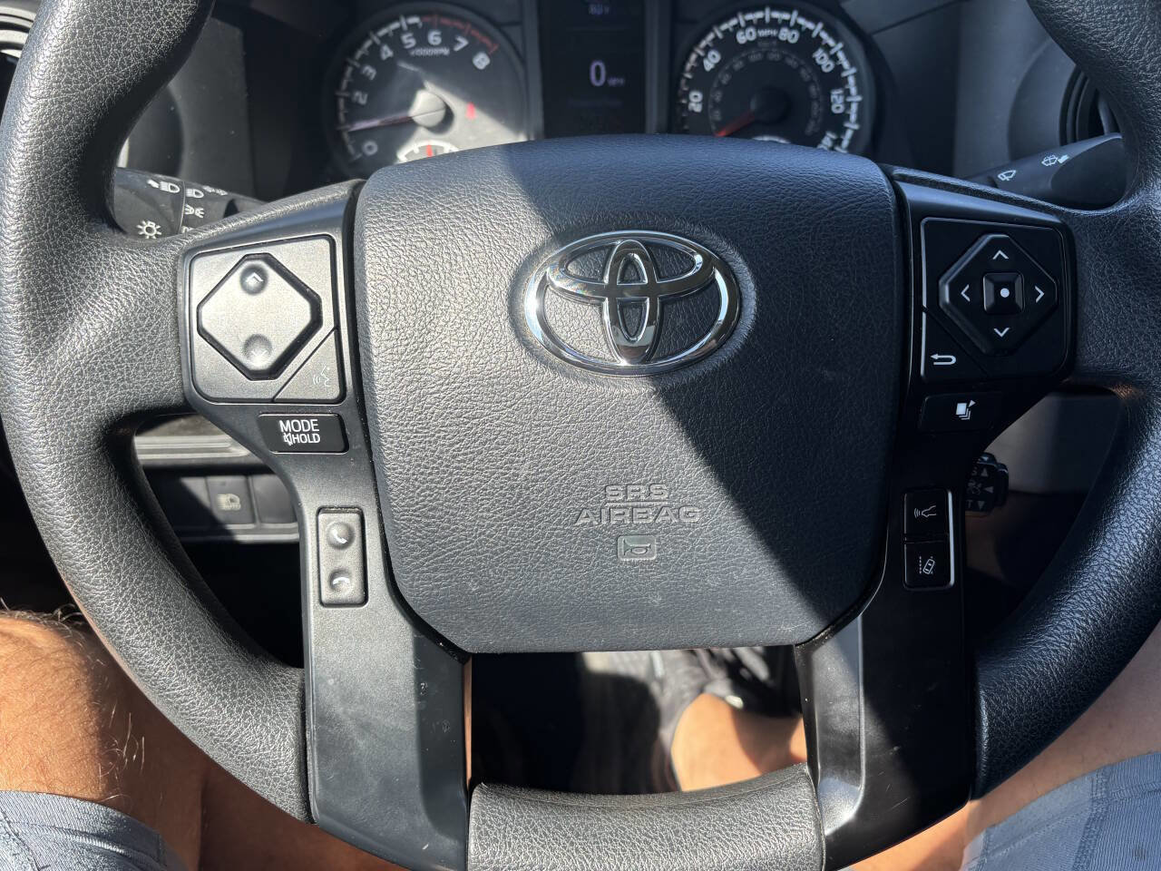 Used 2019 Toyota Tacoma SR image 13
