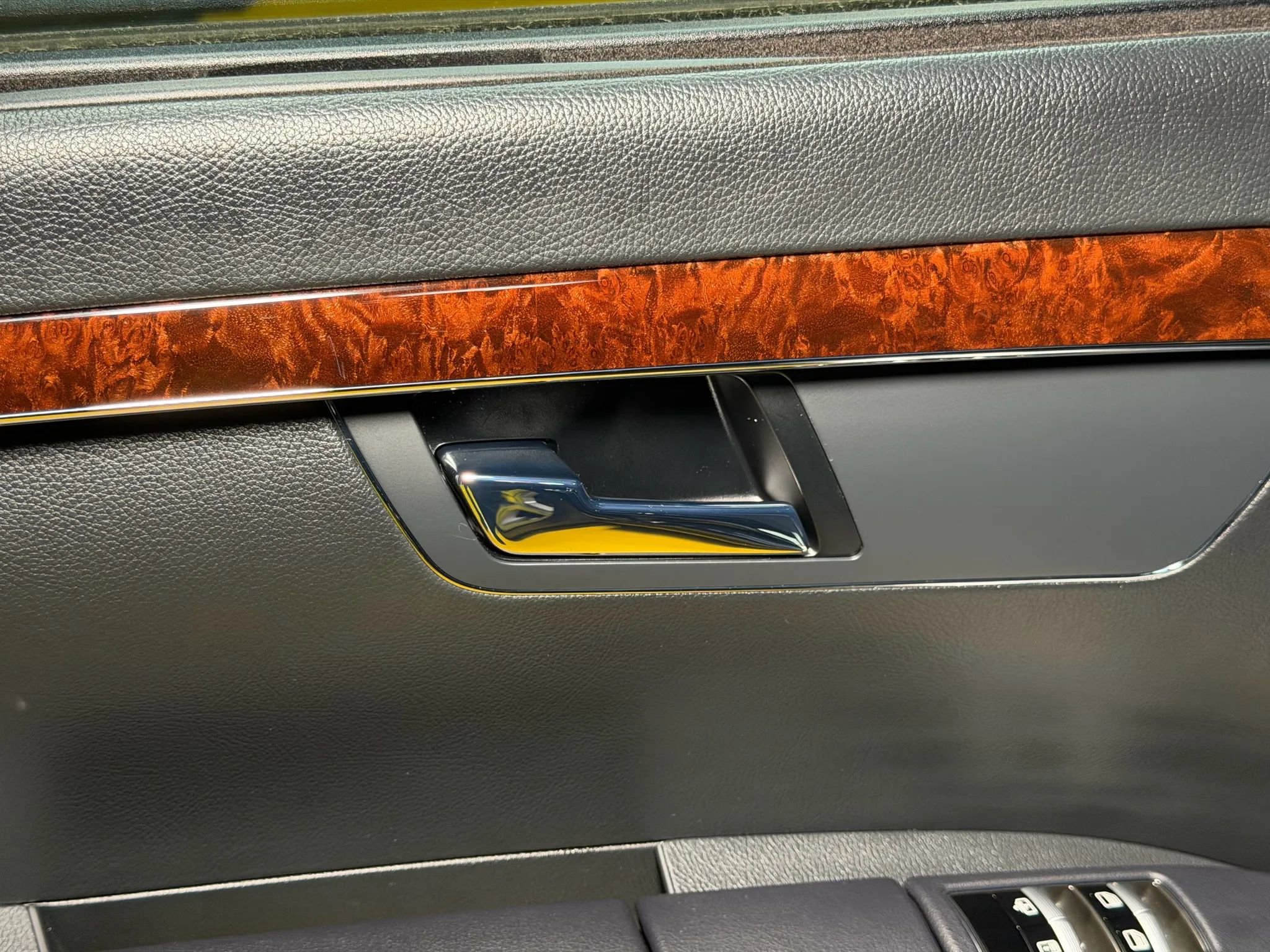 Used 2013 Mercedes-Benz S 550 w/ Sport Pkg Plus One image 20