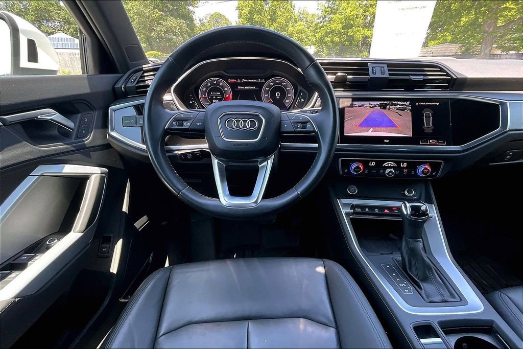 Used 2020 Audi Q3 2.0T Premium Plus w/ Premium Plus Package AWD/4WD image 7