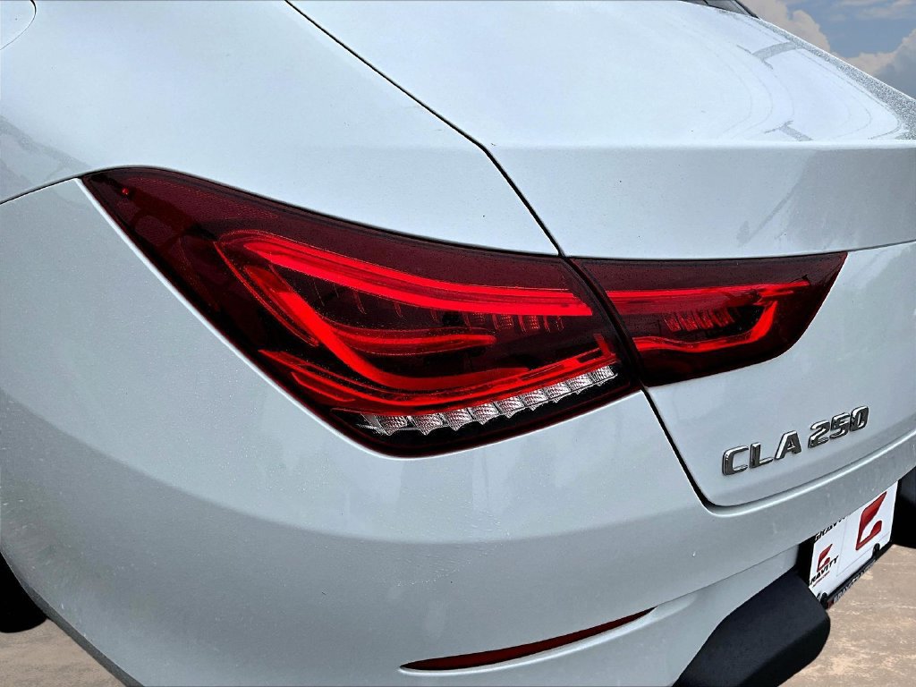 Used 2022 Mercedes-Benz CLA 250 image 23