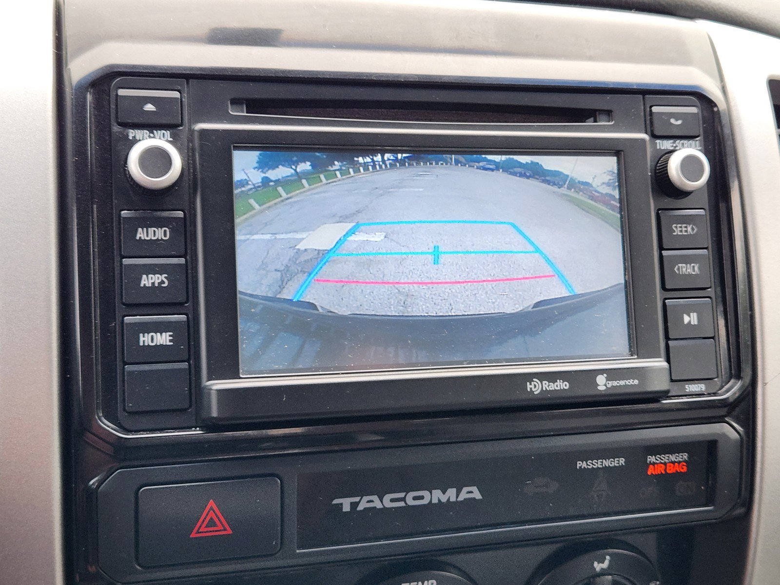 Used 2015 Toyota Tacoma PreRunner w/ SR5 Package RWD image 7
