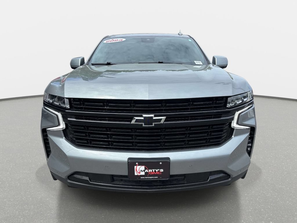 Used 2023 Chevrolet Suburban RST AWD/4WD image 8