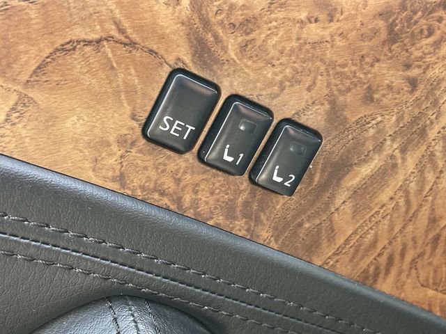 Used 2024 Nissan Armada SL image 17