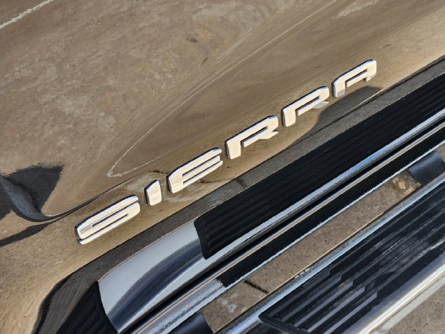 Used 2022 GMC Sierra 1500 SLT AWD/4WD image 12