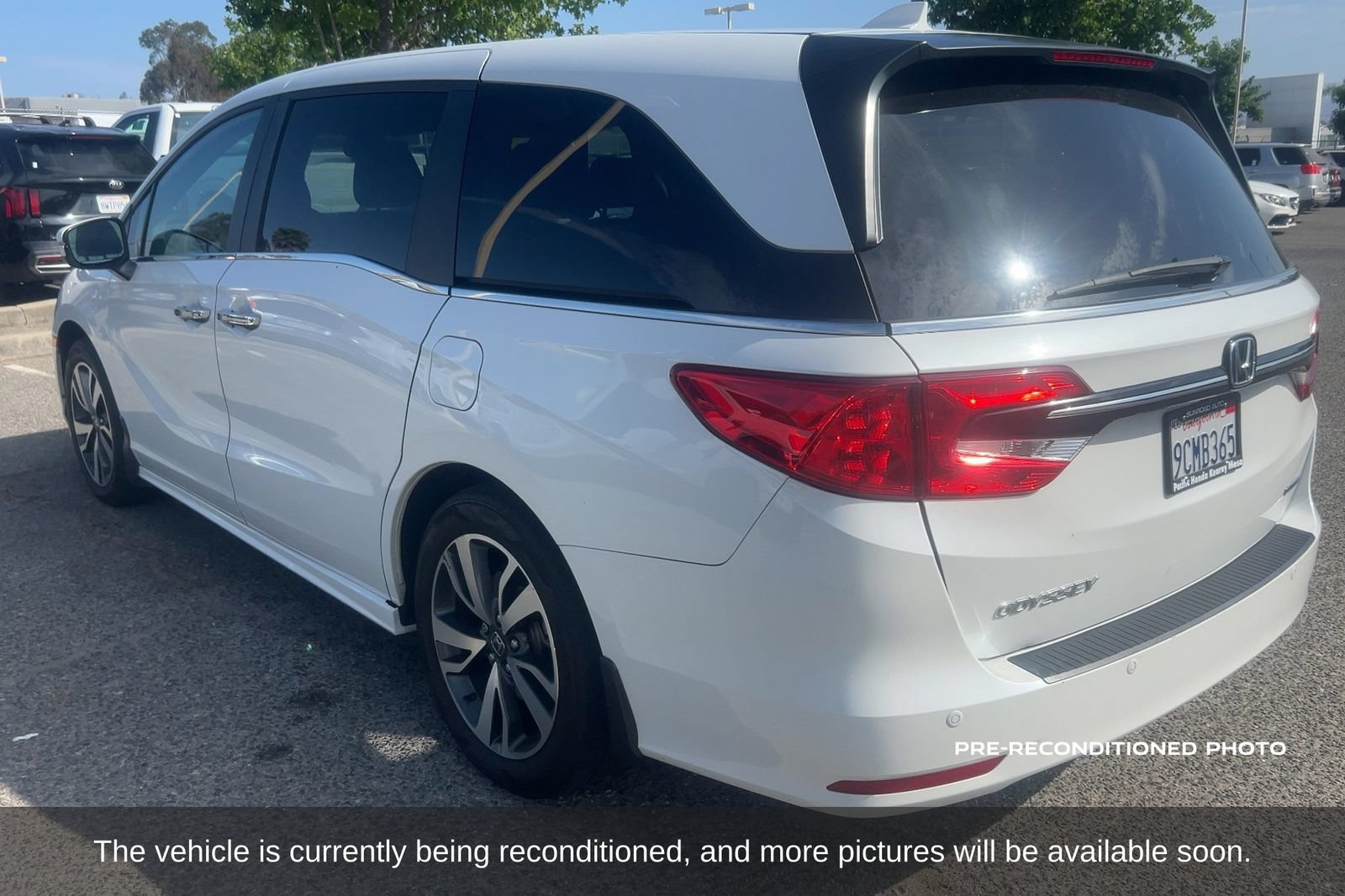 Used 2023 Honda Odyssey Touring image 8