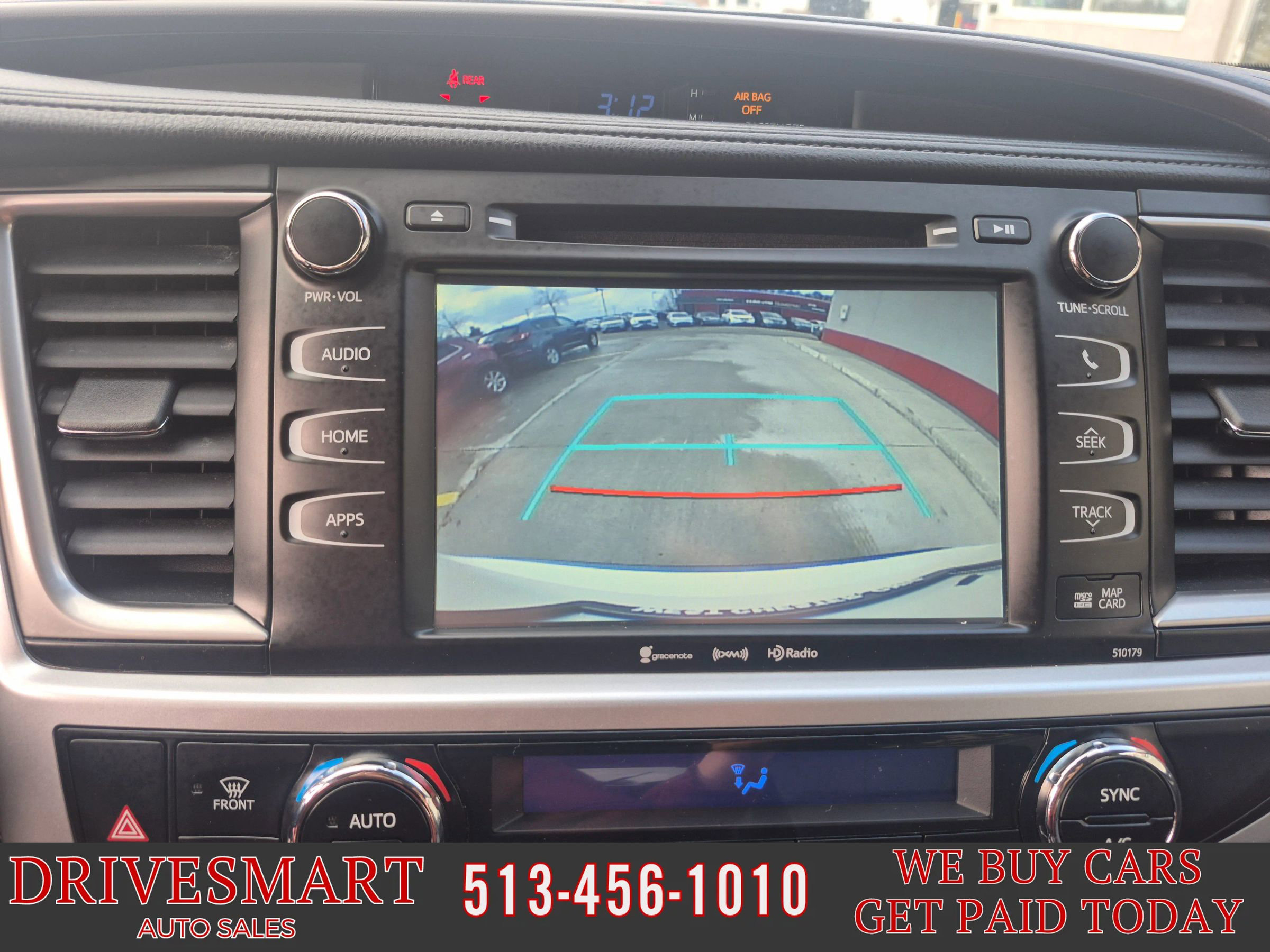 Used 2017 Toyota Highlander XLE image 18