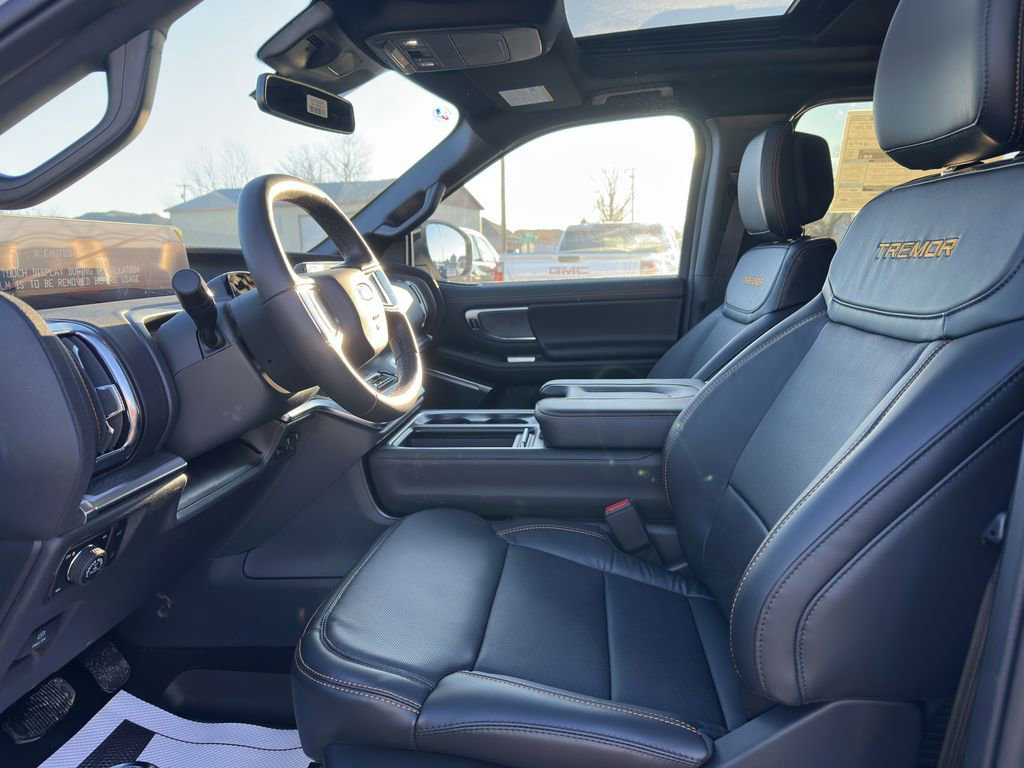 New 2026 Ford Expedition Tremor image 11