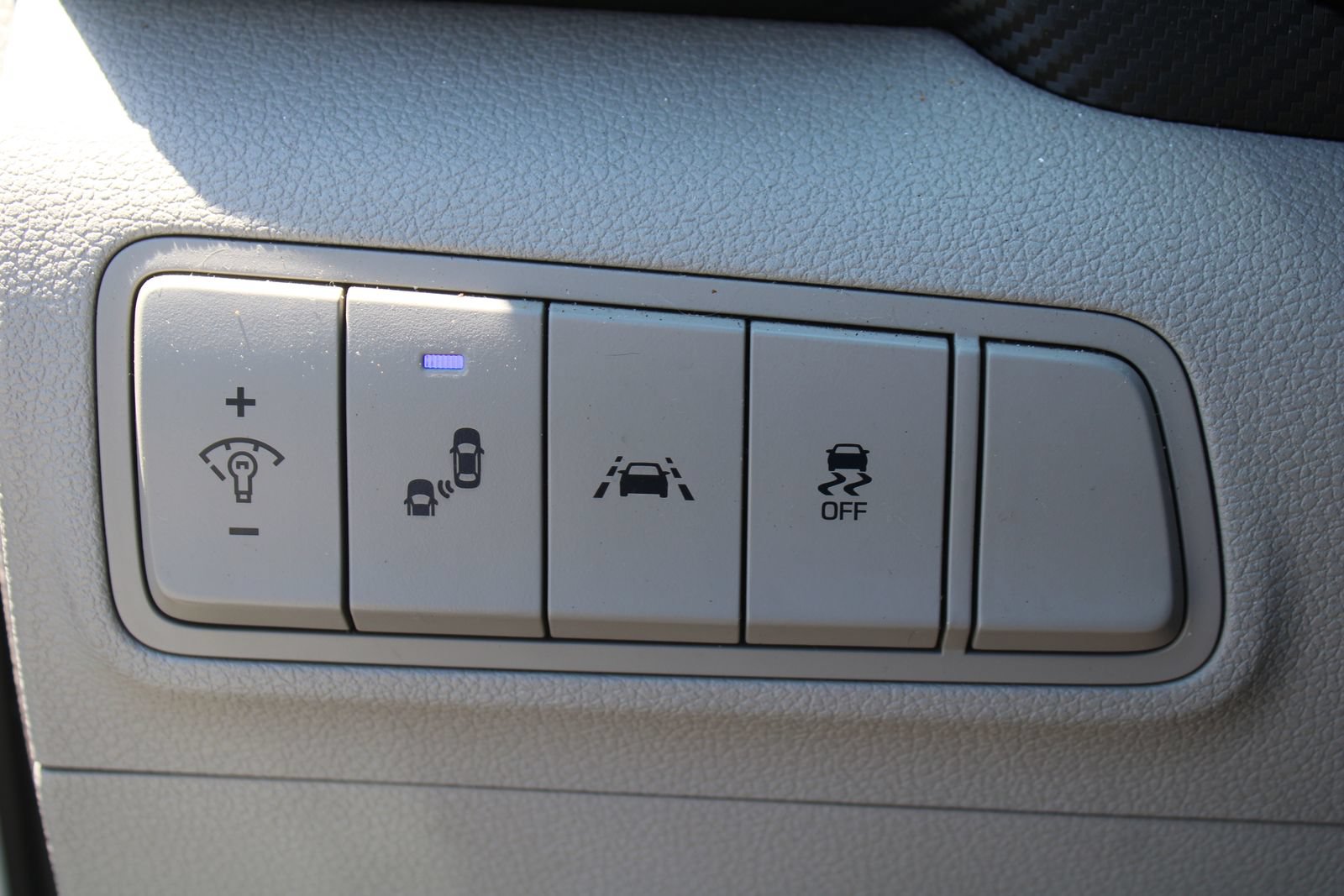 Used 2019 Hyundai Tucson Value FWD image 24