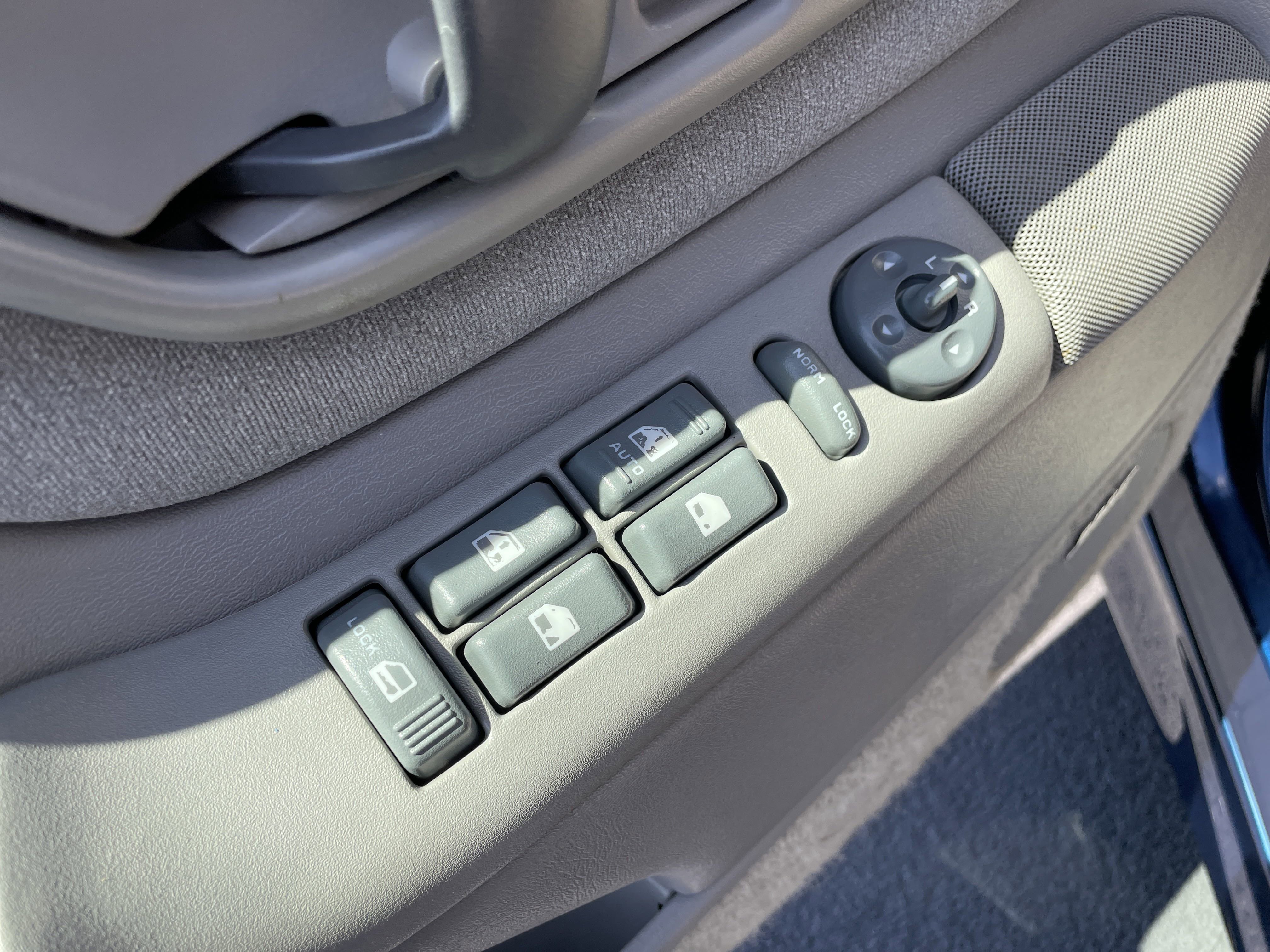 Used 1996 Chevrolet Tahoe 4WD image 19