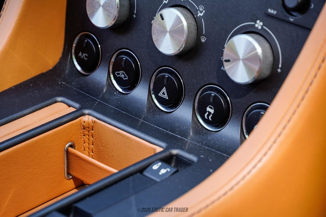 Used 2008 Aston Martin V8 Vantage Roadster RWD image 48