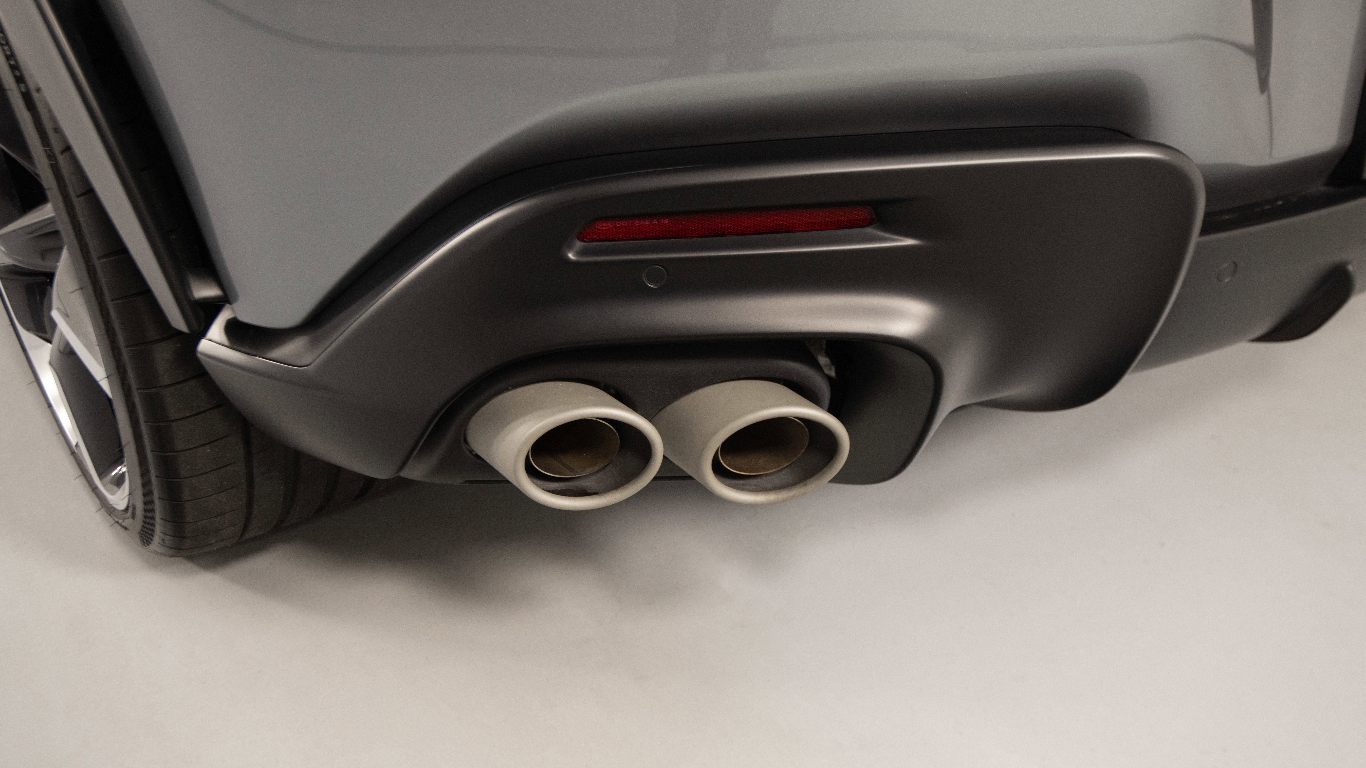 Certified 2023 Ferrari Purosangue AWD/4WD image 14