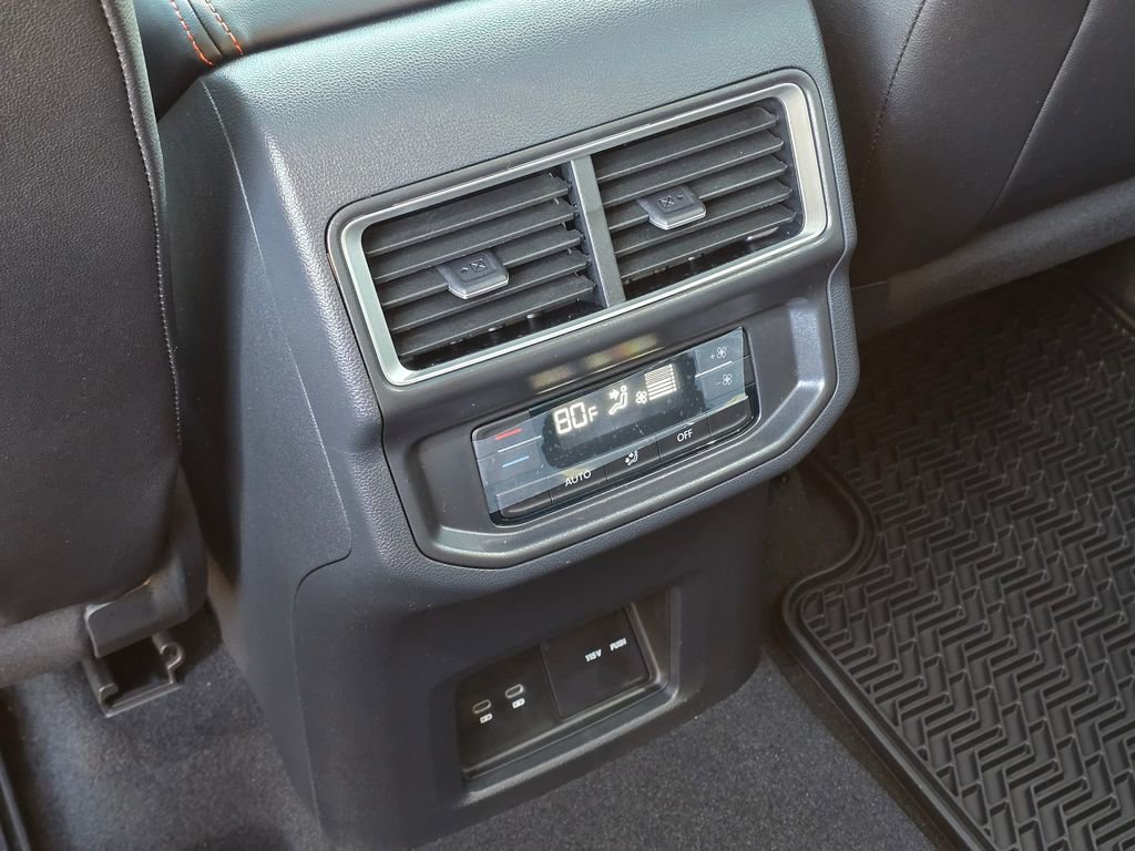 New 2026 Volkswagen Atlas Peak Edition image 18