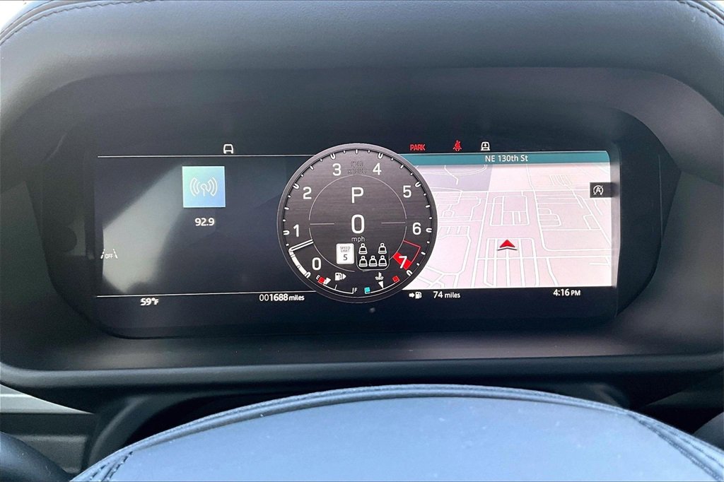 Used 2025 Land Rover Defender 130 X image 22