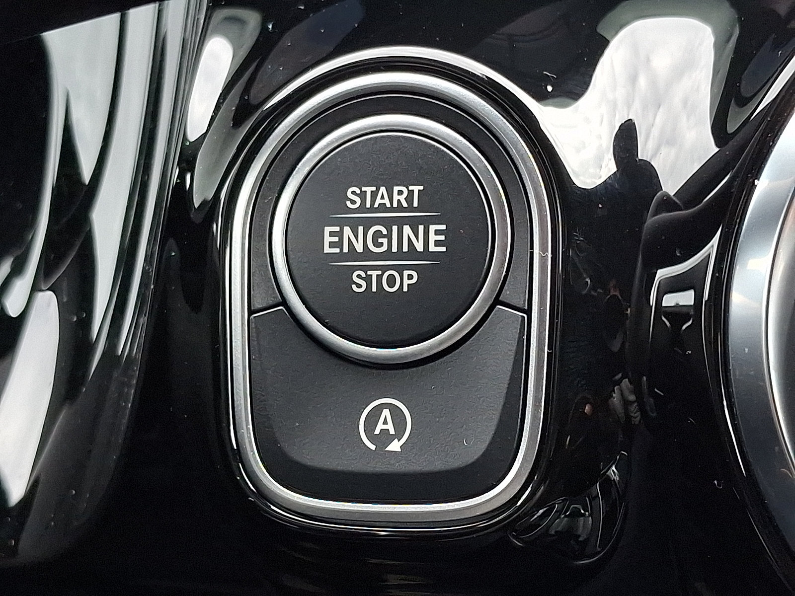 Used 2025 Mercedes-Benz GLA 35 AMG 4MATIC image 24