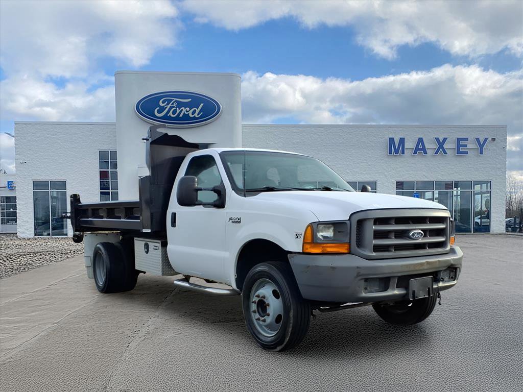 Used 1999 Ford F550 2WD Regular Cab Super Duty image 3
