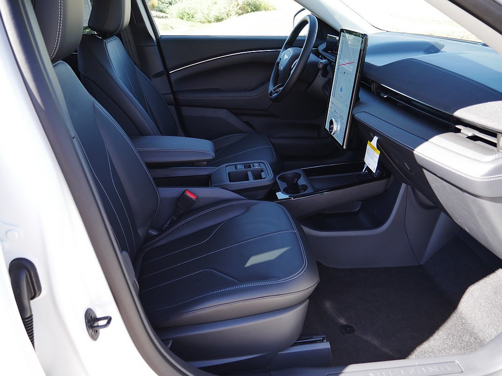 New 2026 Ford Mustang Mach-E Select w/ Comfort Package Lite AWD/4WD image 32