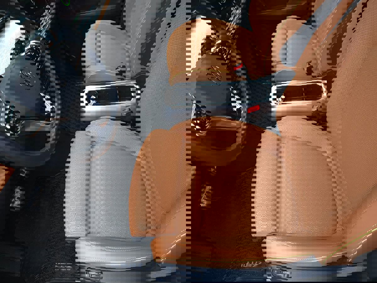 Used 2025 Volkswagen ID. Buzz Pro S image 13