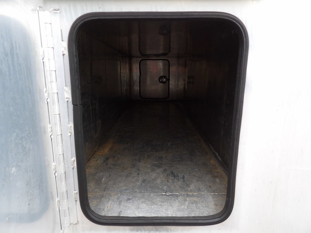 Used 2024 Chevrolet Low Cab Forward 5500HD RWD image 50