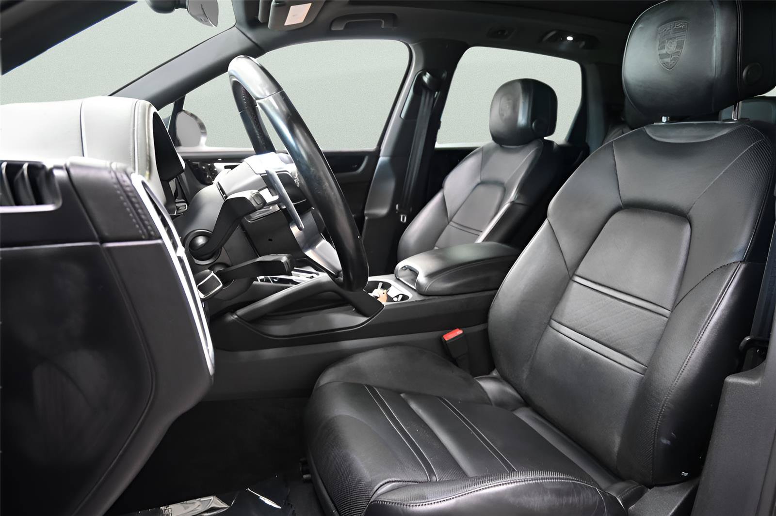 Used 2019 Porsche Cayenne S AWD/4WD image 12