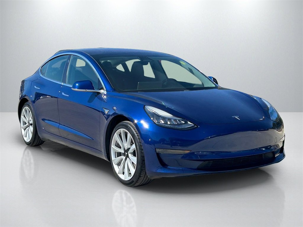 Used 2019 Tesla Model 3 Standard Range Plus image 3