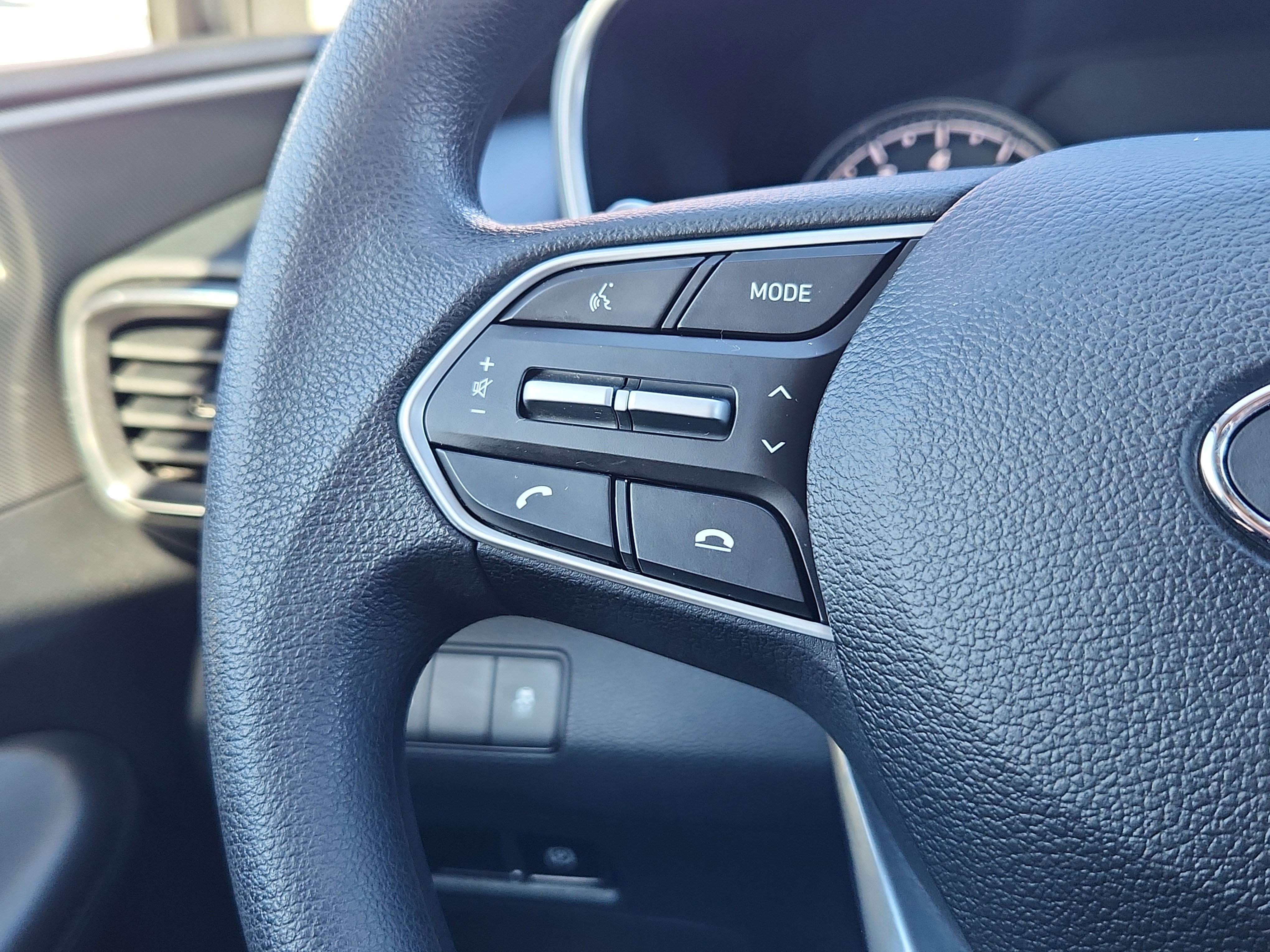 Used 2022 Hyundai Santa Fe SEL image 18