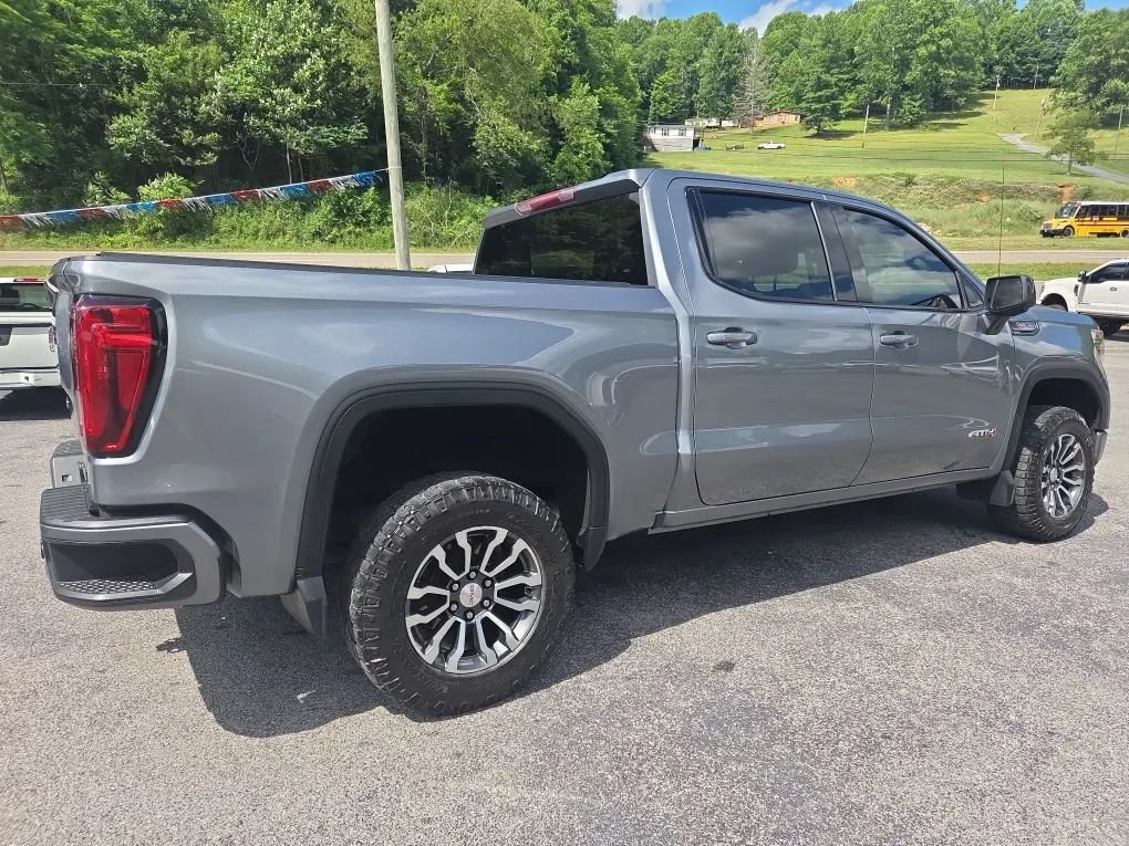 Used 2021 GMC Sierra 1500 AT4 w/ Driver Alert Package II AWD/4WD image 5