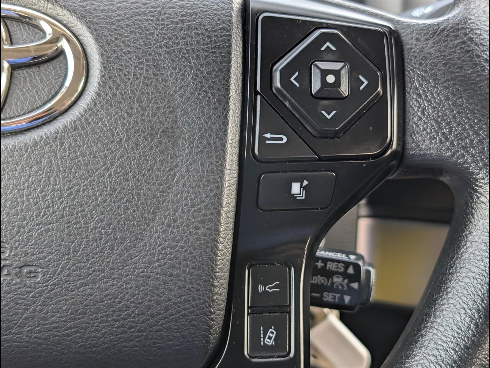 Used 2023 Toyota Tacoma SR image 15