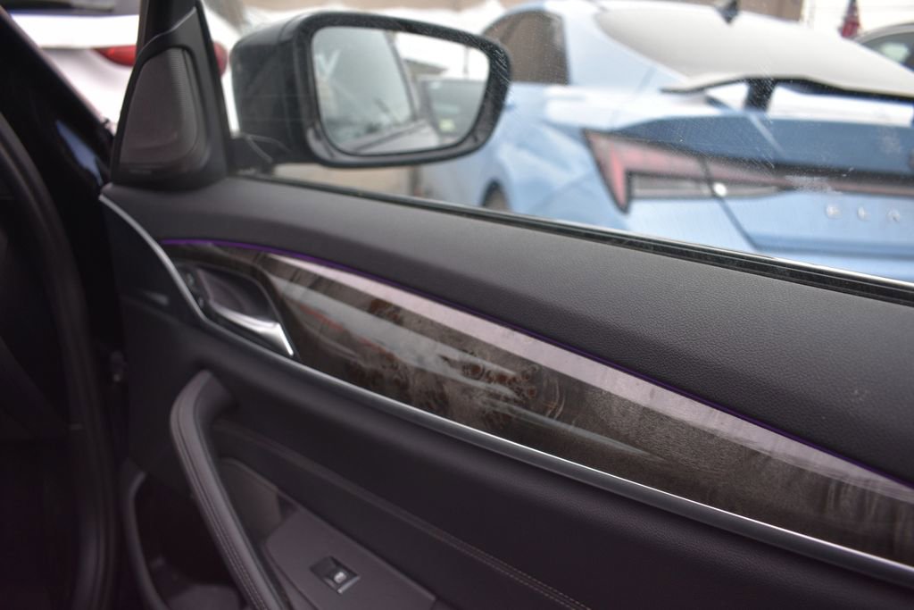 Used 2023 BMW 530e xDrive w/ Executive Package image 22