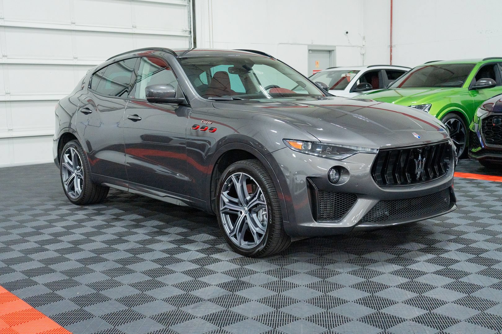 Used 2021 Maserati Levante Trofeo AWD/4WD image 13