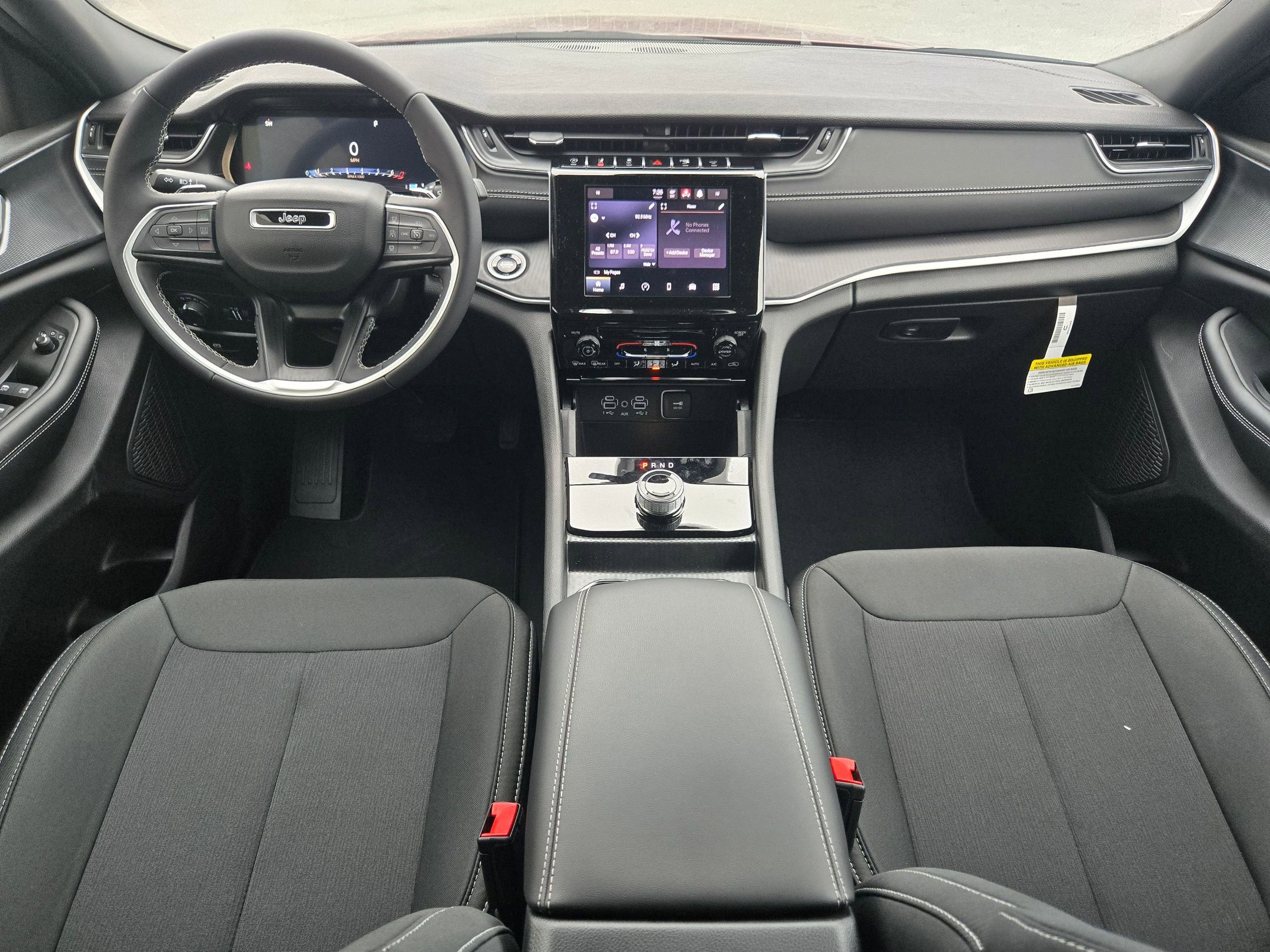 New 2025 Jeep Grand Cherokee Laredo w/ Trailer Tow Package image 11