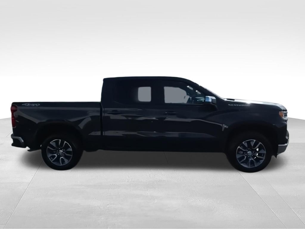 New 2026 Chevrolet Silverado 1500 LT w/ Leather Package AWD/4WD image 9