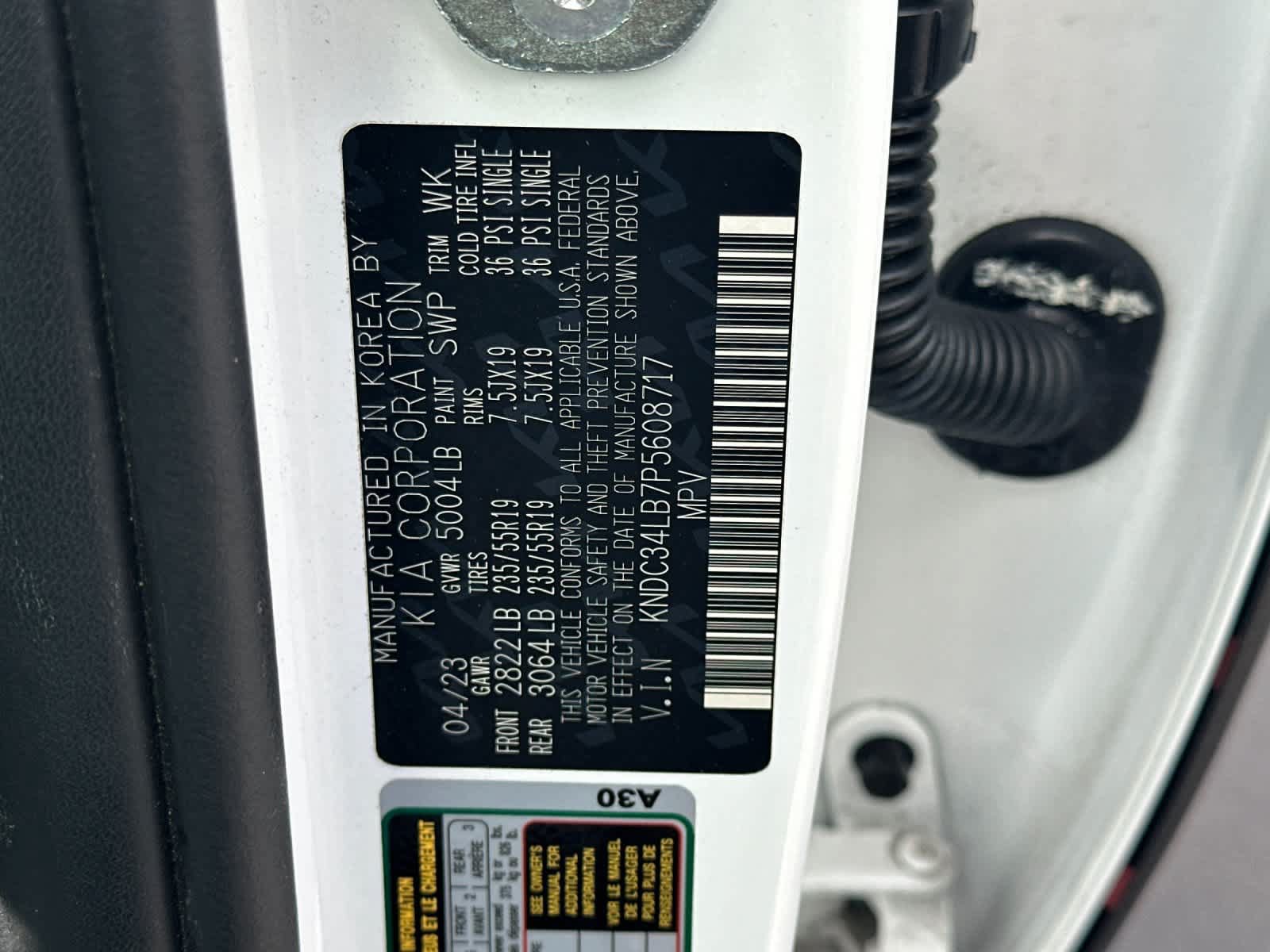 Used 2023 Kia EV6 Light RWD image 32