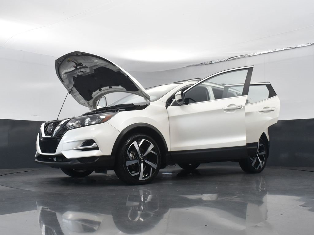 Used 2022 Nissan Rogue Sport SL image 30