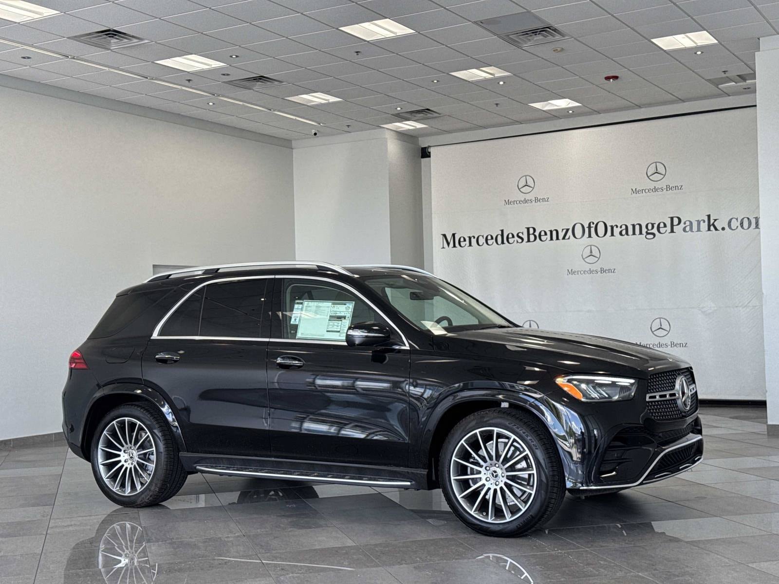 New 2026 Mercedes-Benz GLE 450 4MATIC image 2