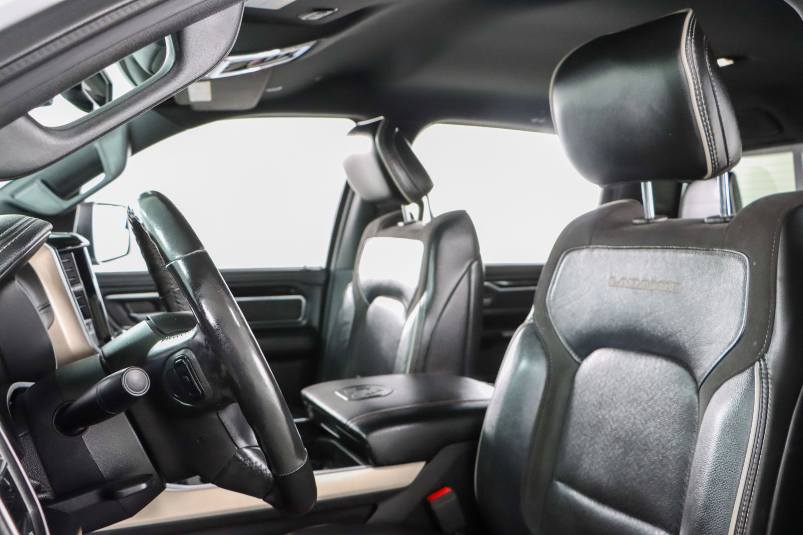 Used 2019 RAM 1500 Laramie w/ Sport Appearance Package image 24