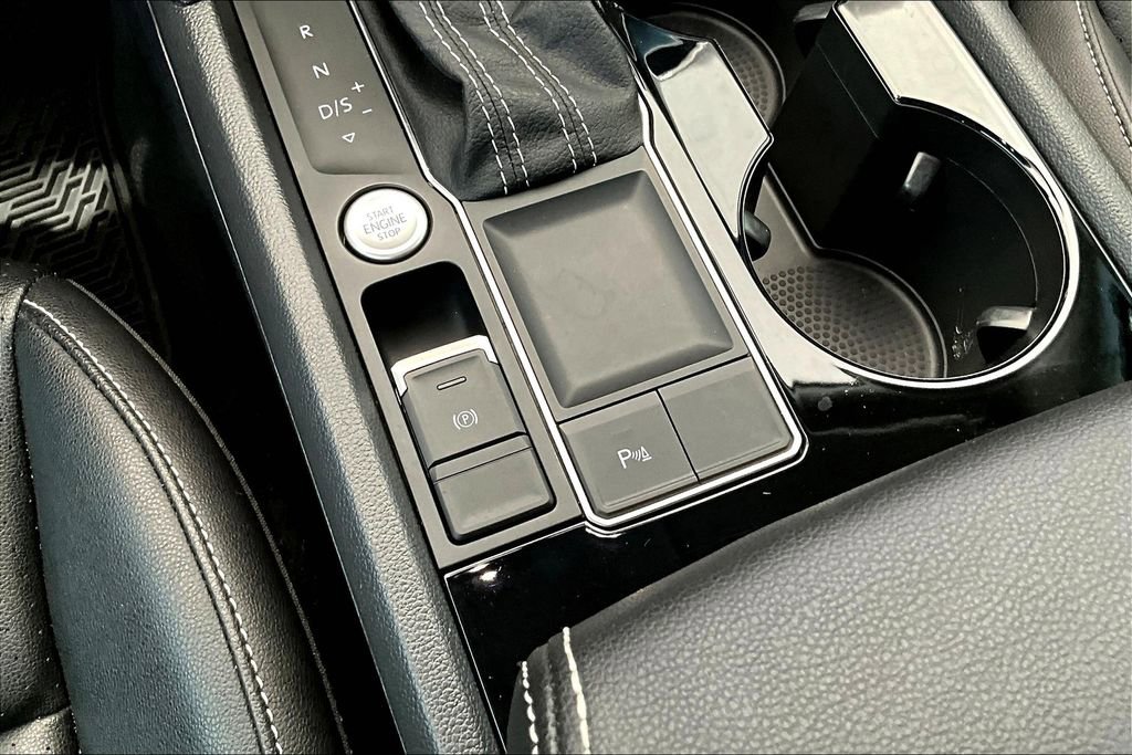 Used 2023 Volkswagen Atlas SE image 51