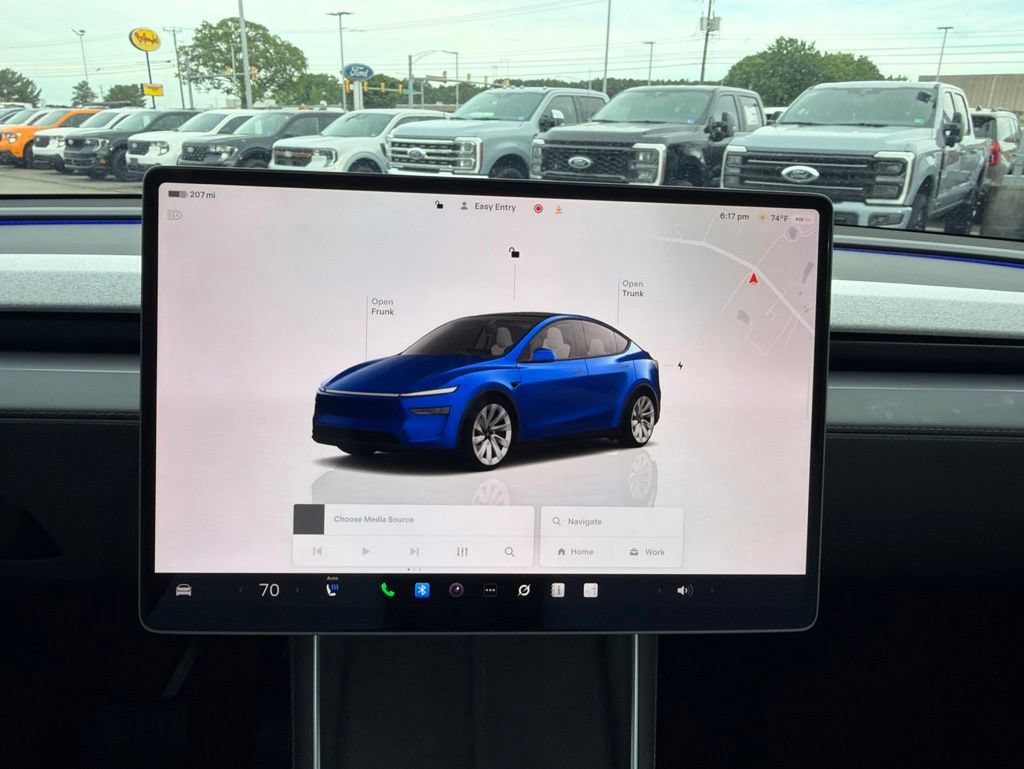 Used 2026 Tesla Model Y Long Range RWD image 28