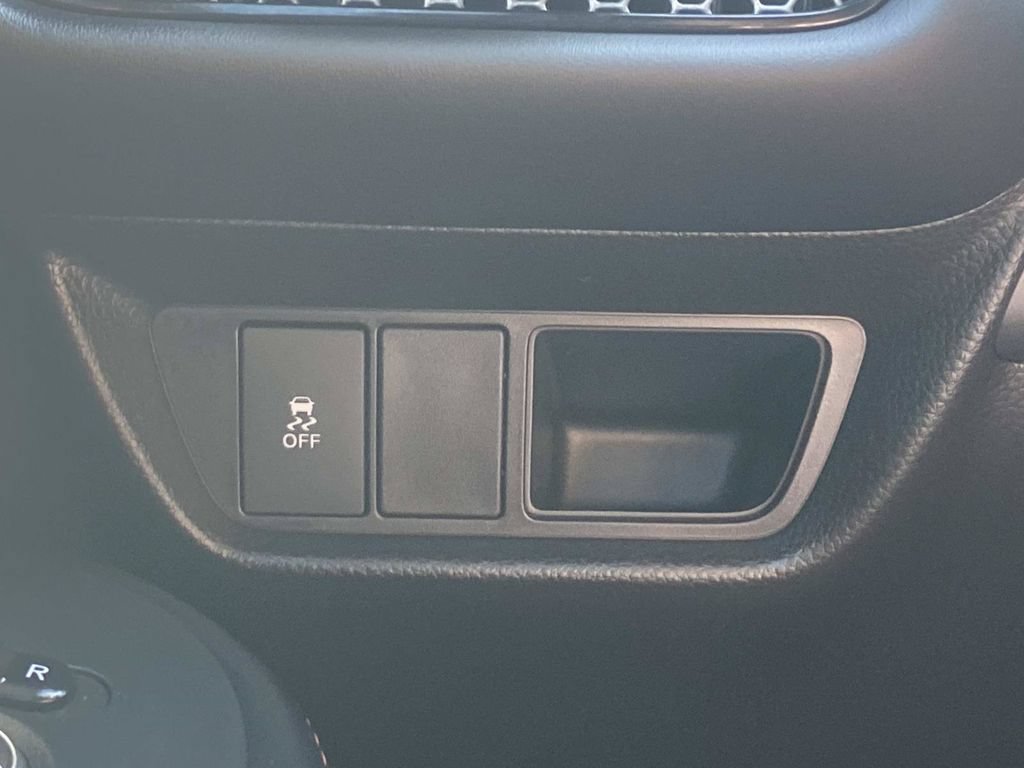 Used 2026 Honda HR-V Sport image 25