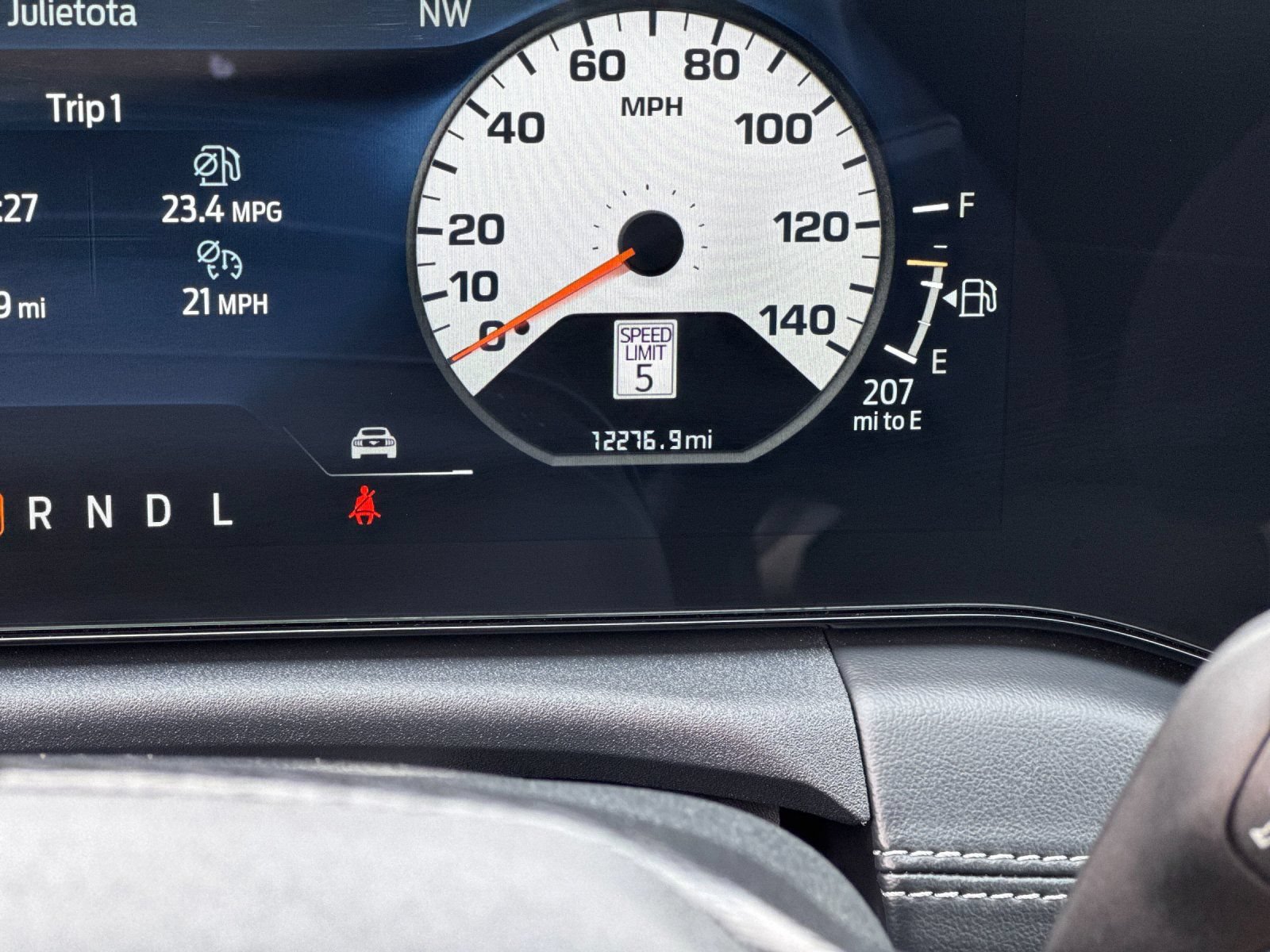 Used 2025 Ford Mustang Premium RWD image 33