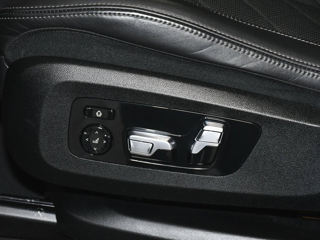 Used 2024 BMW X7 xDrive40i image 67