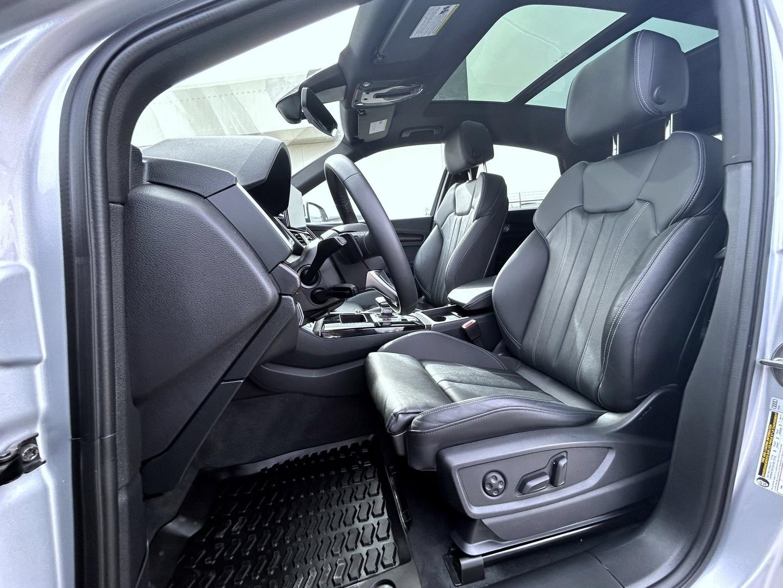 Used 2025 Audi Q5 2.0T Premium AWD/4WD image 10