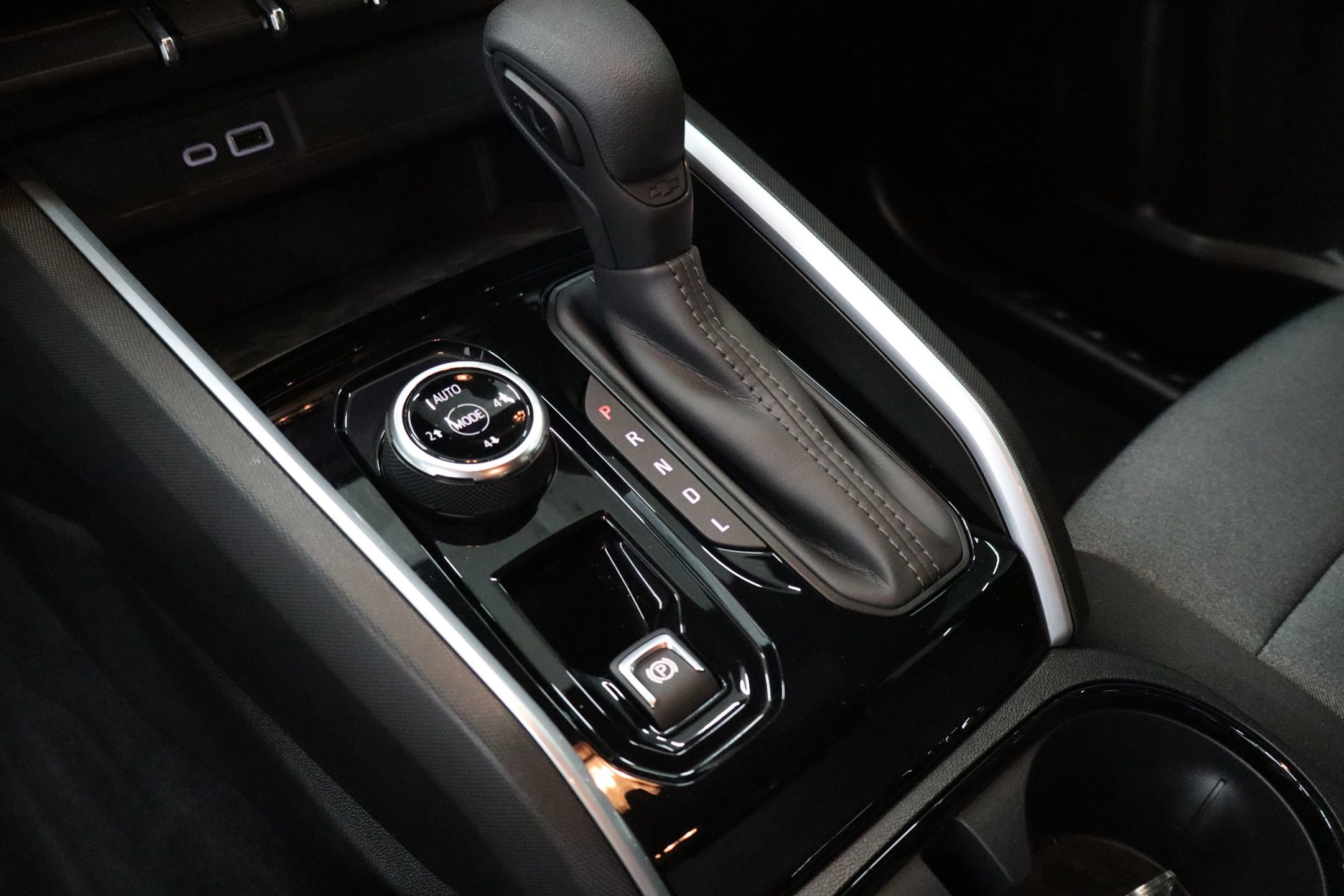 Used 2025 Chevrolet Colorado Trail Boss image 19