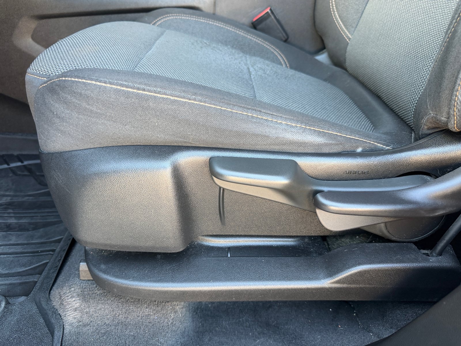 Used 2020 Chevrolet Traverse LS w/ LPO, Blackout Package FWD image 15