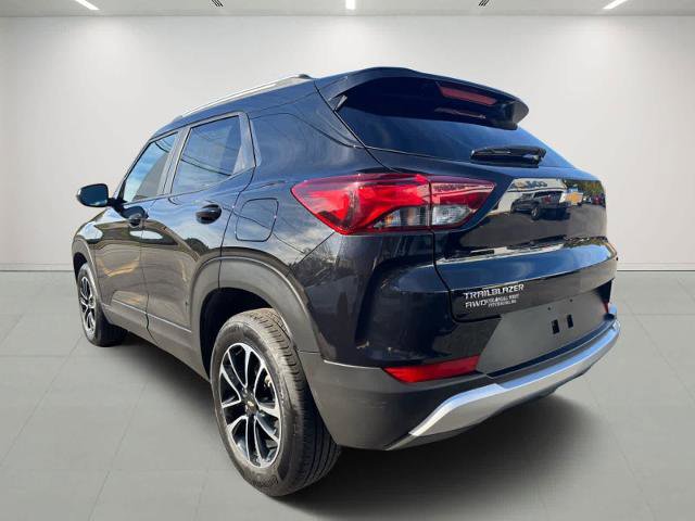 Used 2025 Chevrolet TrailBlazer LT image 5