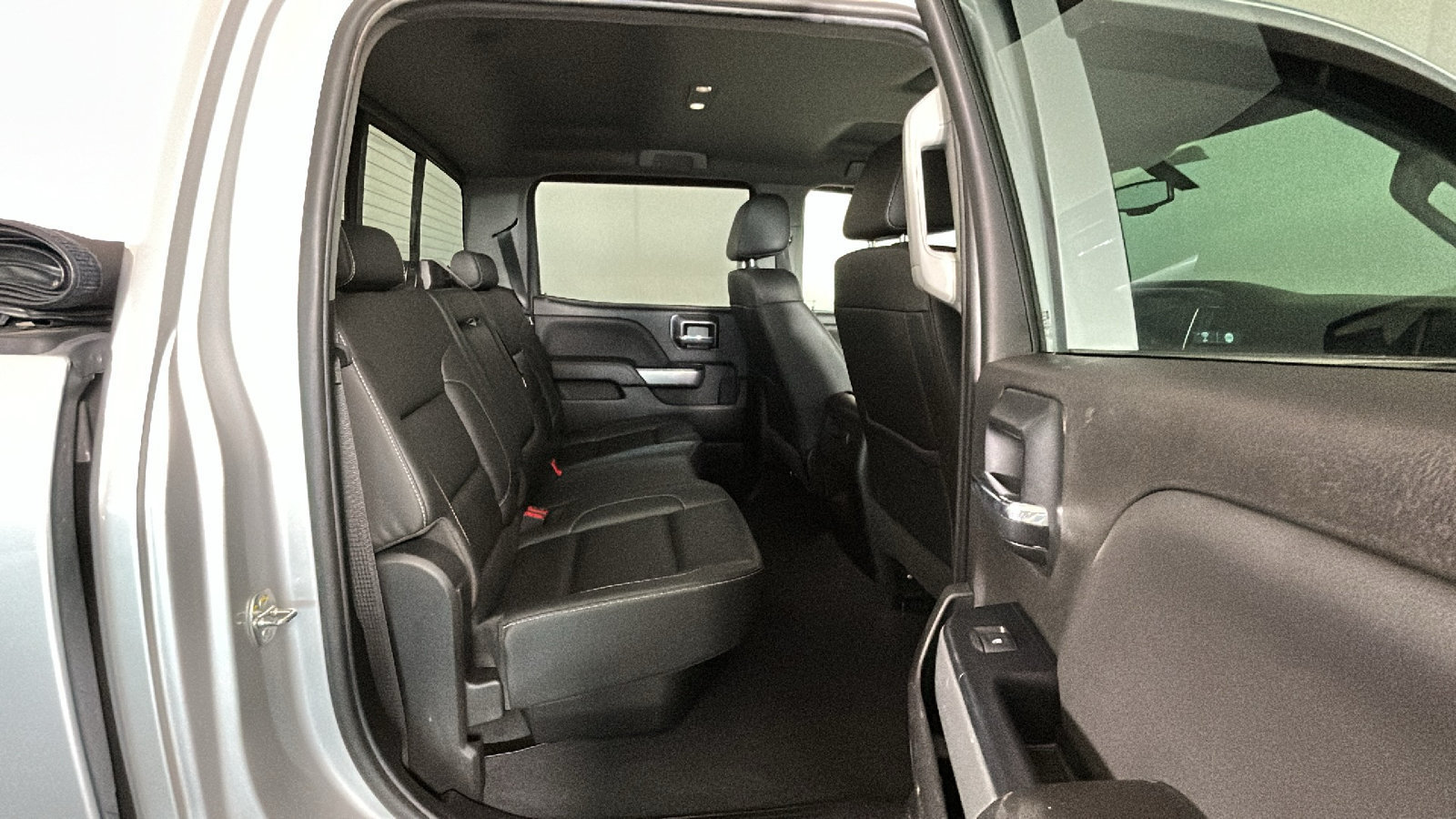 Used 2019 Chevrolet Silverado 2500 LTZ w/ Duramax Plus Package AWD/4WD image 33