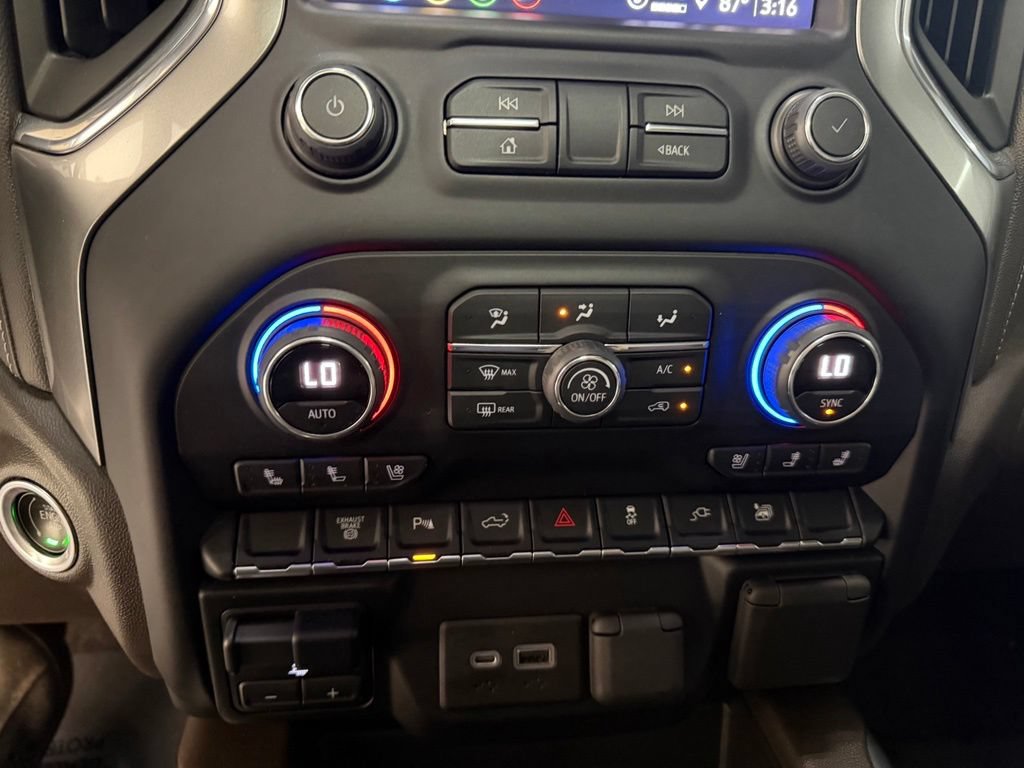 Used 2022 Chevrolet Silverado 3500 LTZ w/ LTZ Plus Package AWD/4WD image 8
